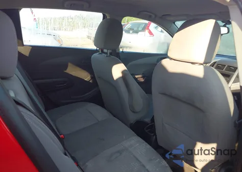 2015 Chevrolet Sonic Ls из США, поврежденный, VIN 1G1JA6SG2F4203139